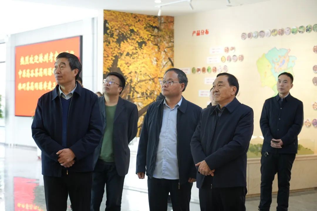 林州市人大副主任李承毅一行莅嵩调研