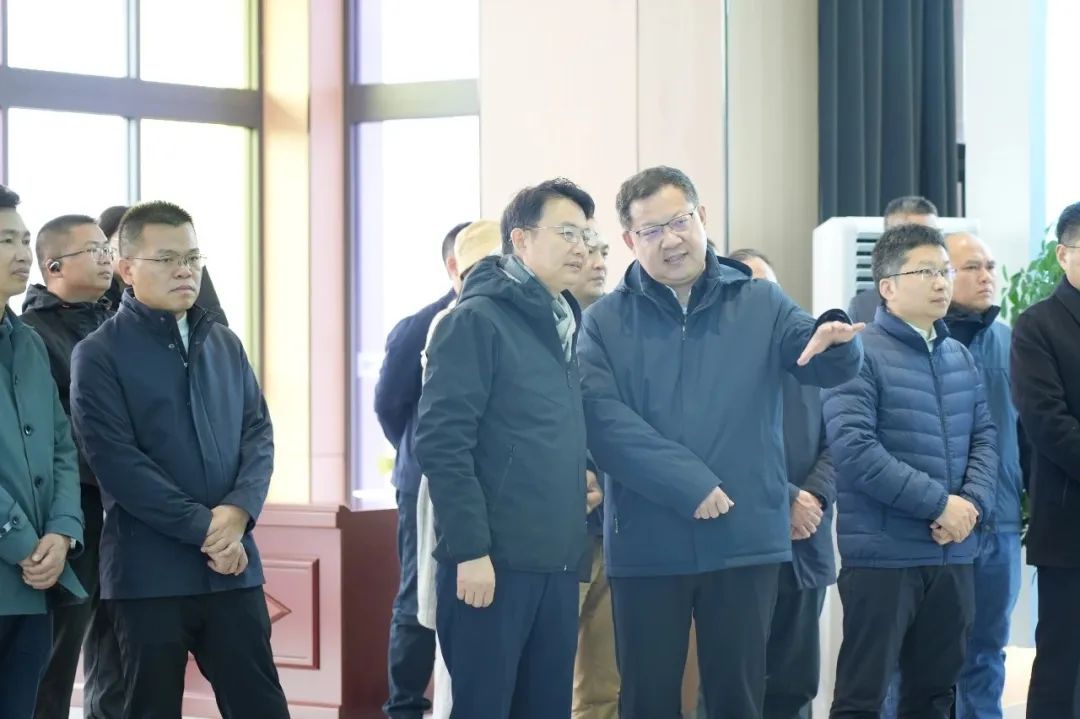 海南省保亭黎族苗族自治县到嵩县考察学习